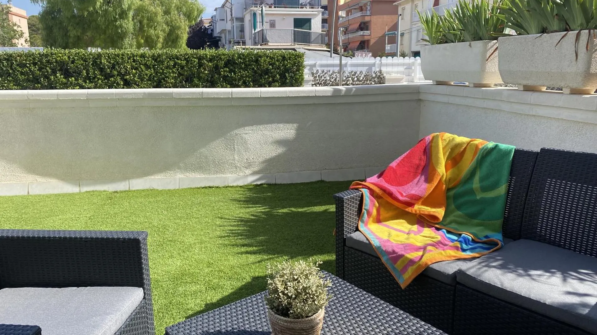 R126 Beachfront Apartment Sant Salvador Coma-ruga