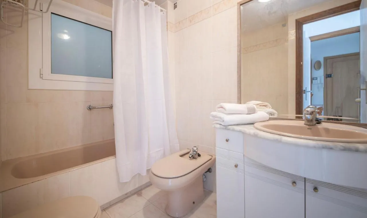 R126 Beachfront Apartment Sant Salvador Coma-ruga Spain