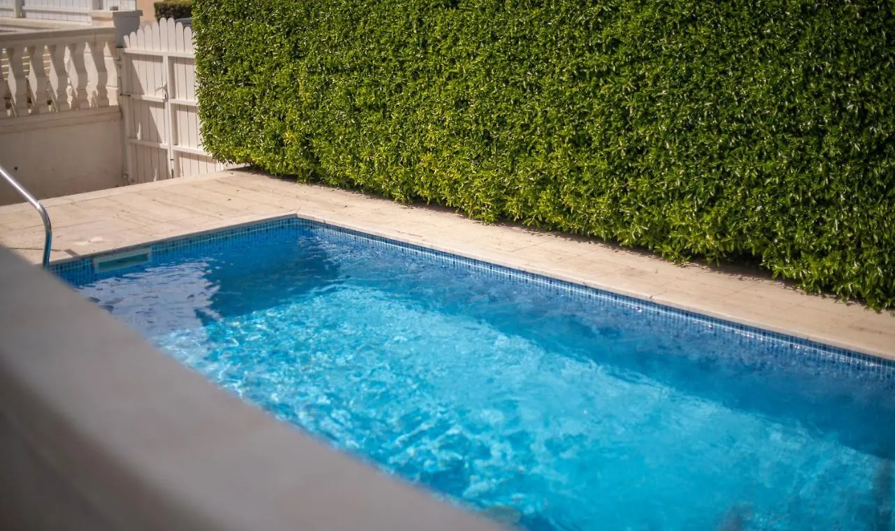 R126 Beachfront Apartment Sant Salvador Coma-ruga Spain