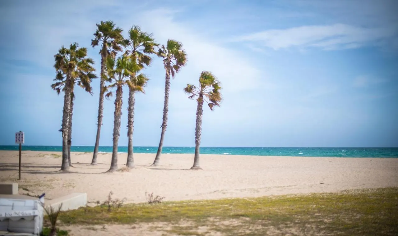 R126 Beachfront Apartment Sant Salvador Coma-ruga