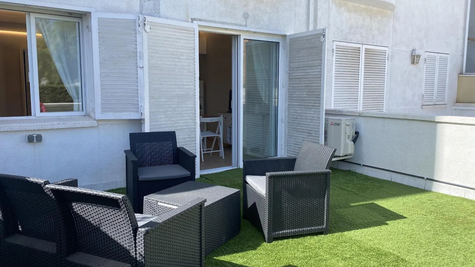 R126 Beachfront Apartment Sant Salvador Coma-ruga Spain
